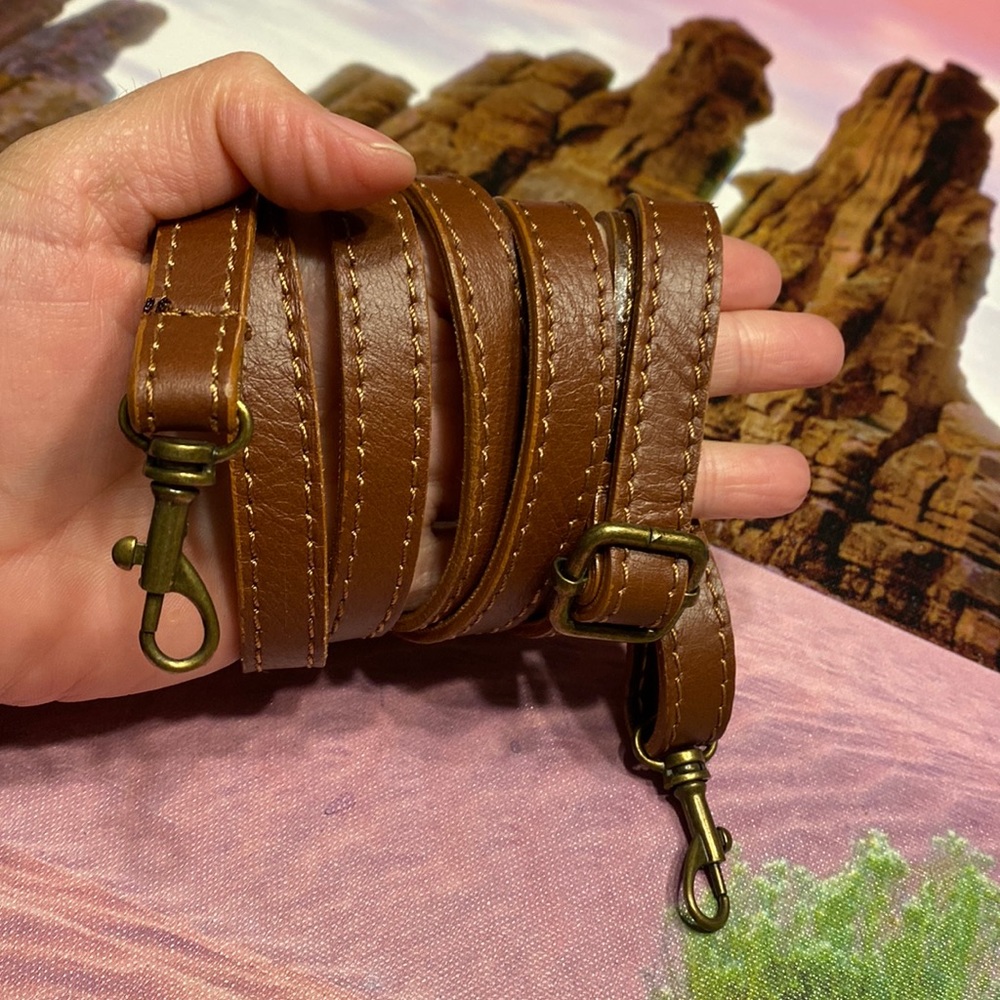 Borse in Pelle leather strap replacement.